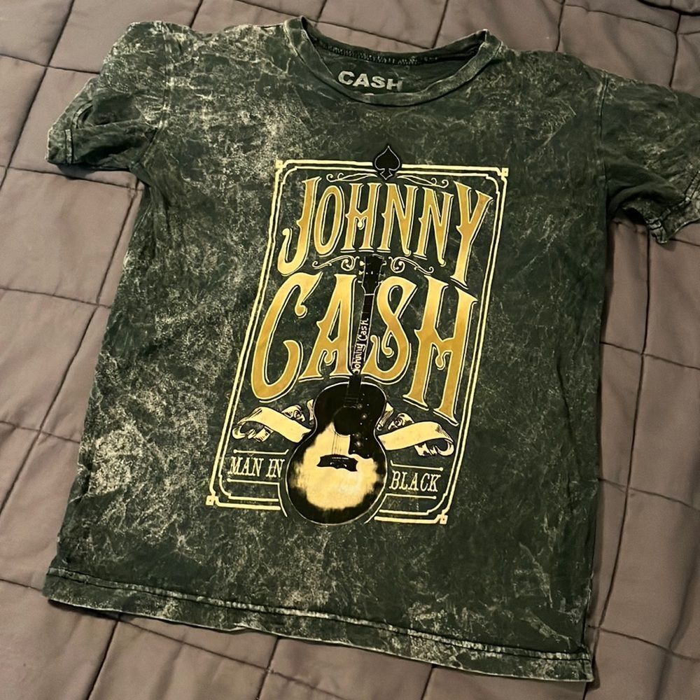 Johnny Cash Man in Black graphic tee